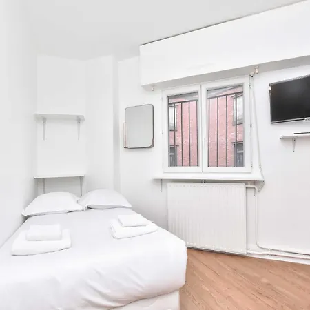 公寓 Renovate & Luminous, Guy-moquet St-ouen Bichat - Mobility Lease 巴黎